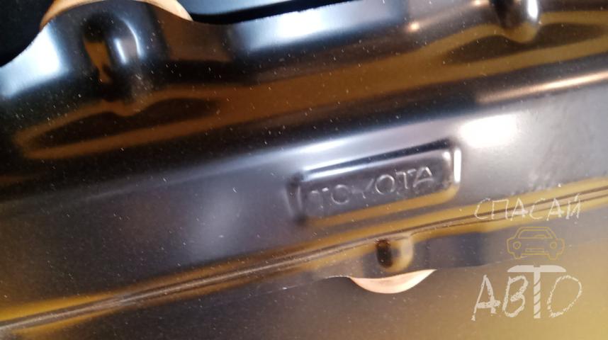 Toyota Land Cruiser (200) Капот