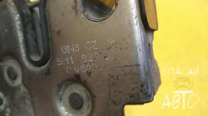 Volkswagen Golf 5 Plus Замок капота