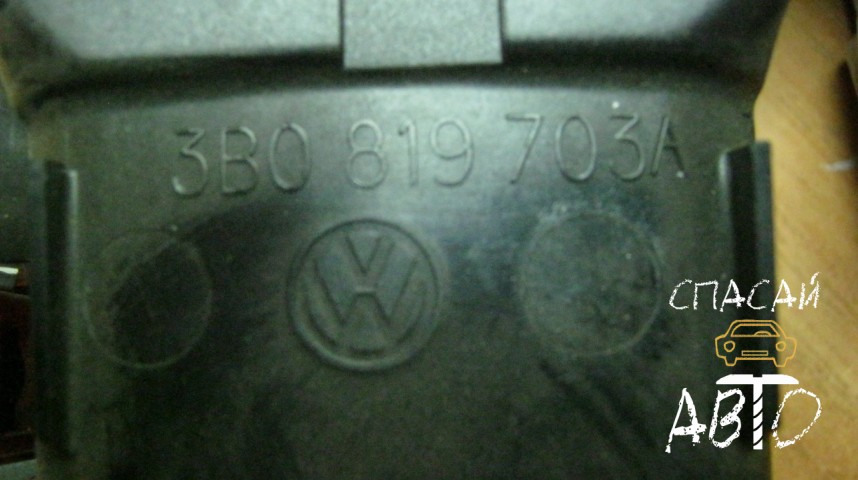 Volkswagen Passat (B5) Дефлектор воздушный - OEM 3B0819703A