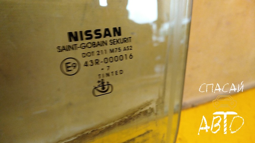 Nissan Navara (D40) Стекло двери передней левой - OEM 80301EB310