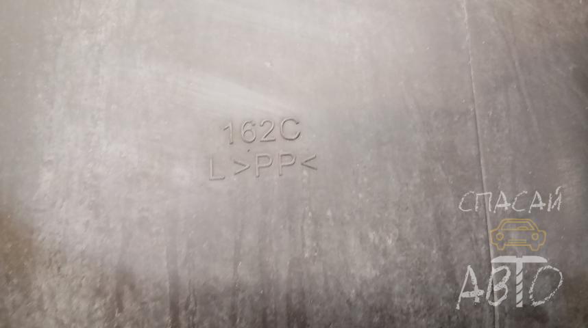 Toyota Land Cruiser (200) Брызговик задний