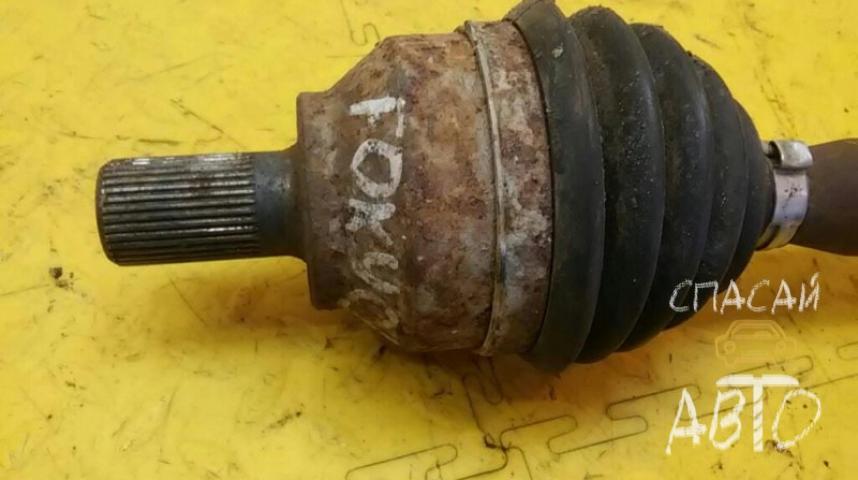 Ford Focus II Полуось передняя (привод)