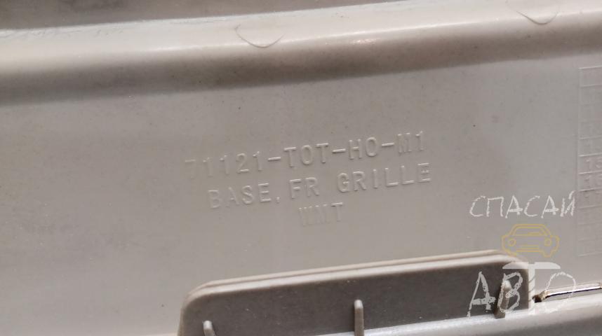 Honda CR-V IV Решетка радиатора