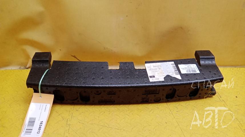 Skoda Rapid Наполнитель переднего бампера