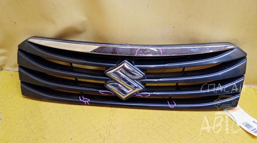 Suzuki SX4 II Решетка радиатора