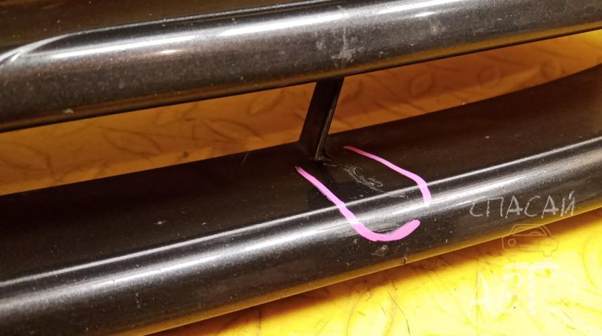 Suzuki SX4 II Решетка радиатора