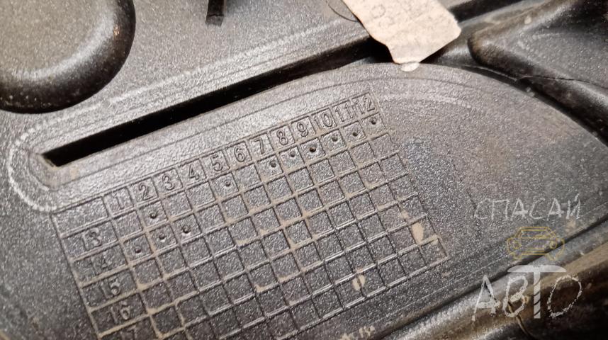 Suzuki SX4 II Решетка радиатора