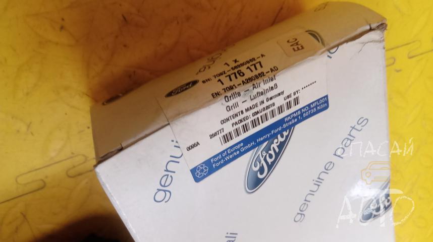 Ford Mondeo IV Решетка вентиляционная