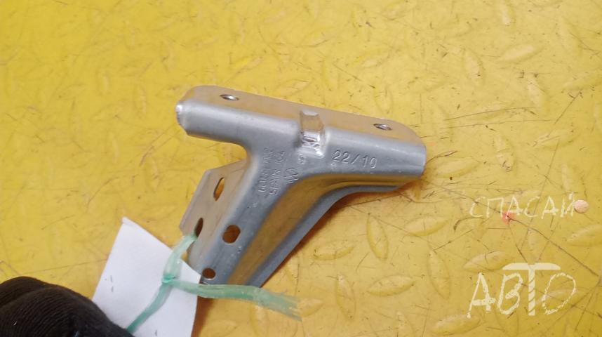 Volkswagen Polo IV (9N) Кронштейн крыла