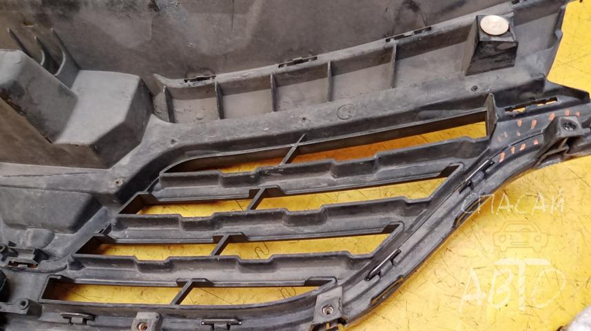 Renault Arkana Решетка радиатора