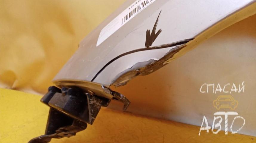 Renault Symbol II Крыло переднее левое