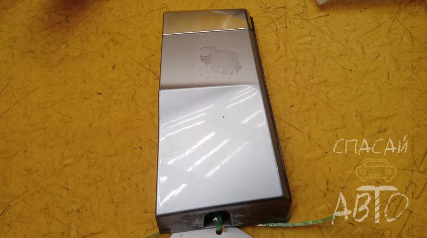 Volkswagen Touareg III Накладка крыла