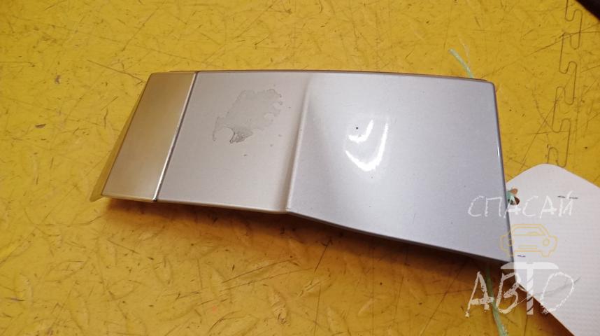 Volkswagen Touareg III Накладка крыла