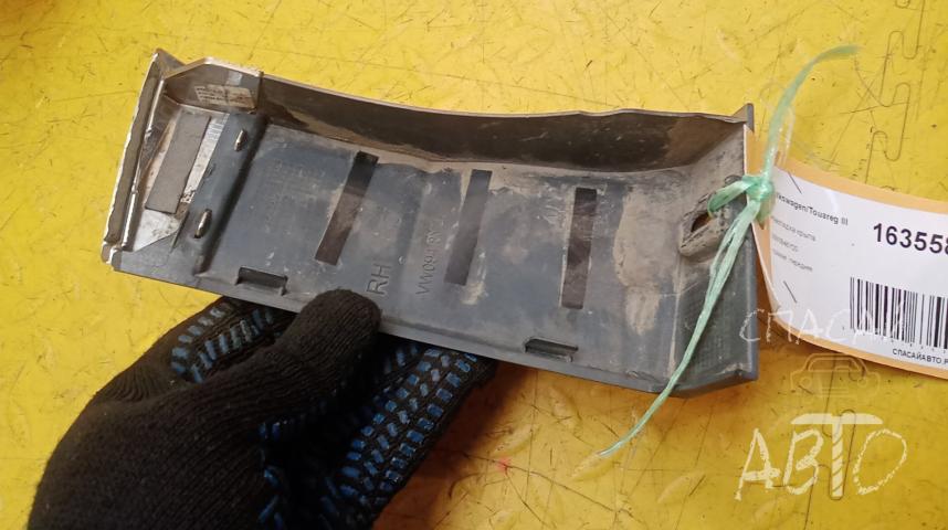 Volkswagen Touareg III Накладка крыла