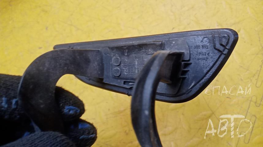 Audi A8 (4H) Крышка форсунки омывателя