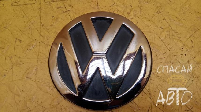 Volkswagen Golf 4 Bora Эмблема