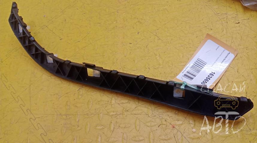 Hyundai Solaris Кронштейн заднего бампера