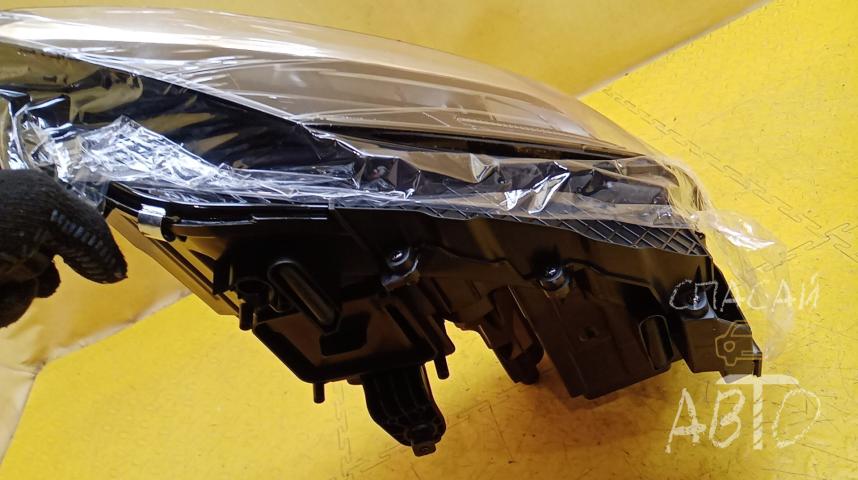 Volkswagen Polo (RUS) Фара левая