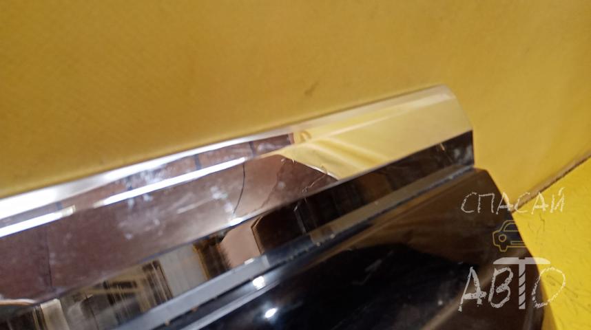 Volkswagen Touareg II Накладка двери задней правой