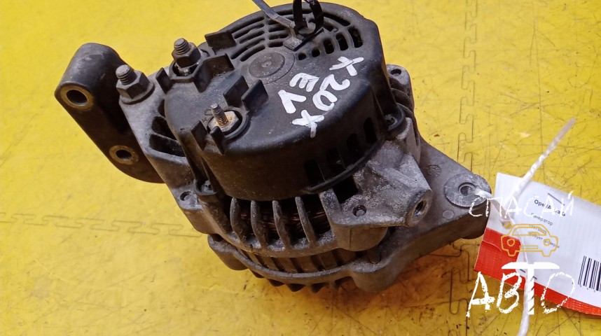 Opel Astra G Генератор - OEM 10479923