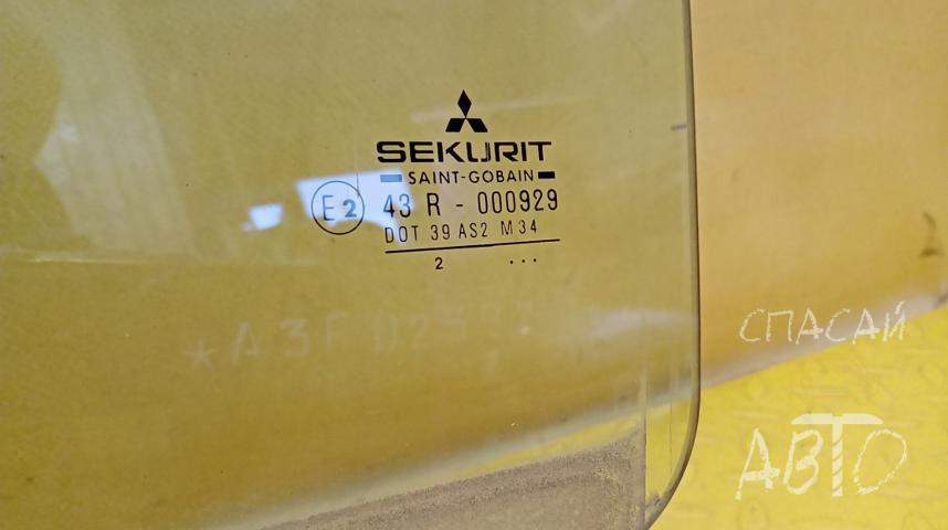 Mitsubishi Carisma (DA) Стекло двери задней левой