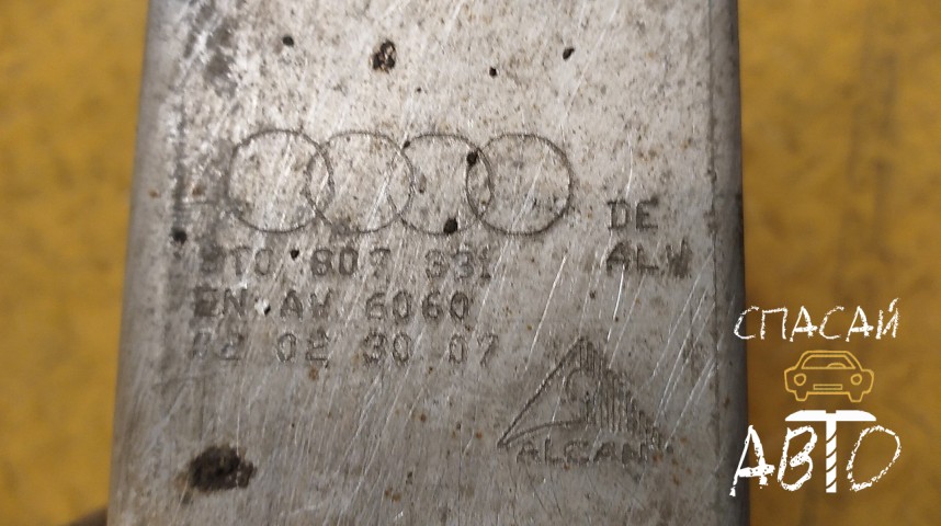 Audi A5 Кронштейн усилителя заднего бампера - OEM 8T0807331