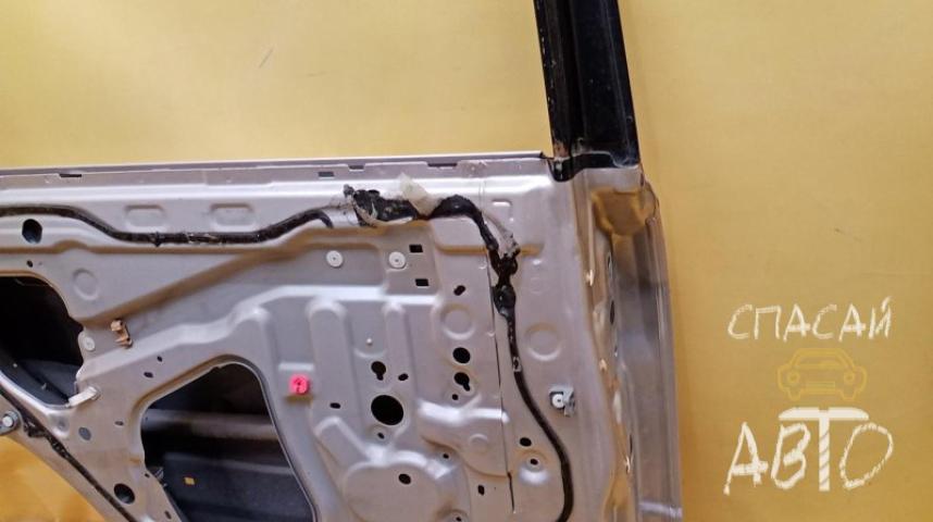 Toyota Land Cruiser (100) Дверь задняя левая