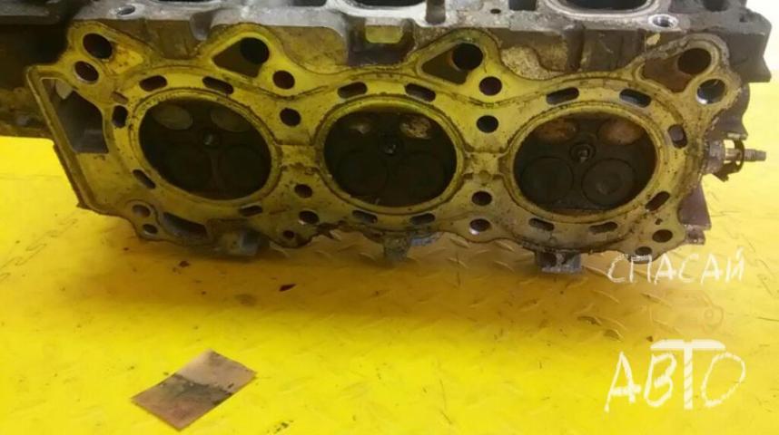 Nissan Maxima (A33) Головка блока
