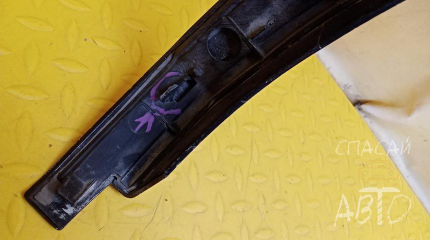 Audi Q5 [80A] Накладка крыла