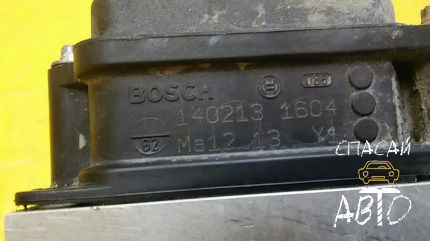 Nissan Note (E11) Блок ABS (насос) - OEM 476609U100