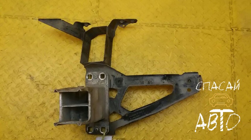 BMW 5-серия E60/E61 Кронштейн фары - OEM 51647163483