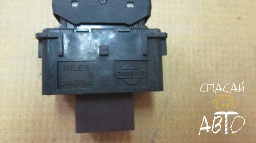 Nissan X-Trail (T31) Кнопка многофункциональная