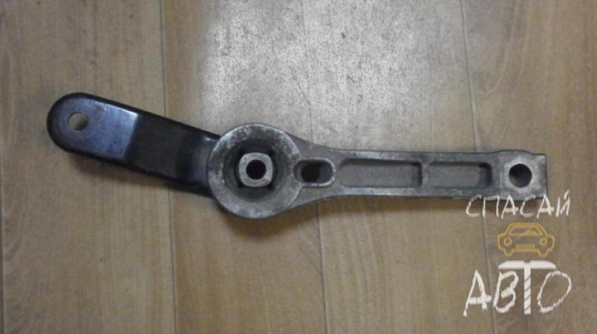 Volkswagen Golf 5 Опора КПП