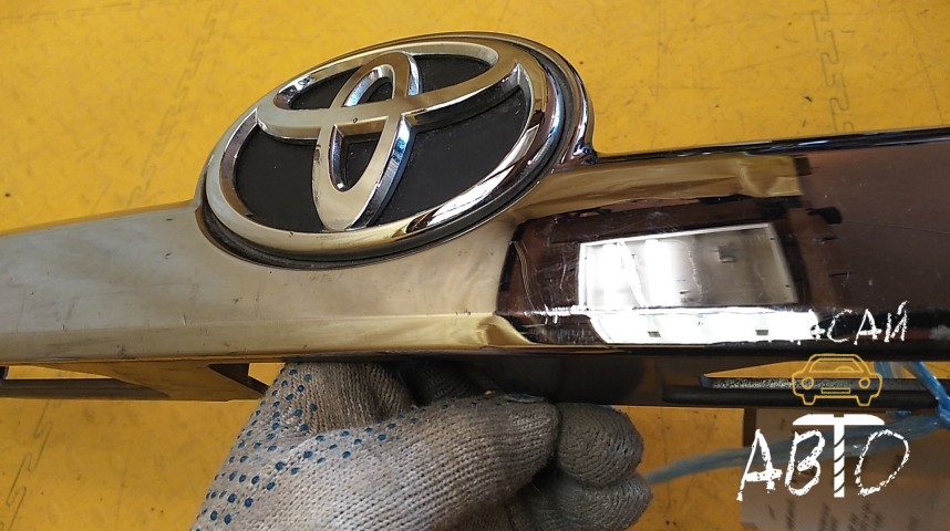 Toyota Camry V50 Накладка крышки багажника - OEM 7680133340