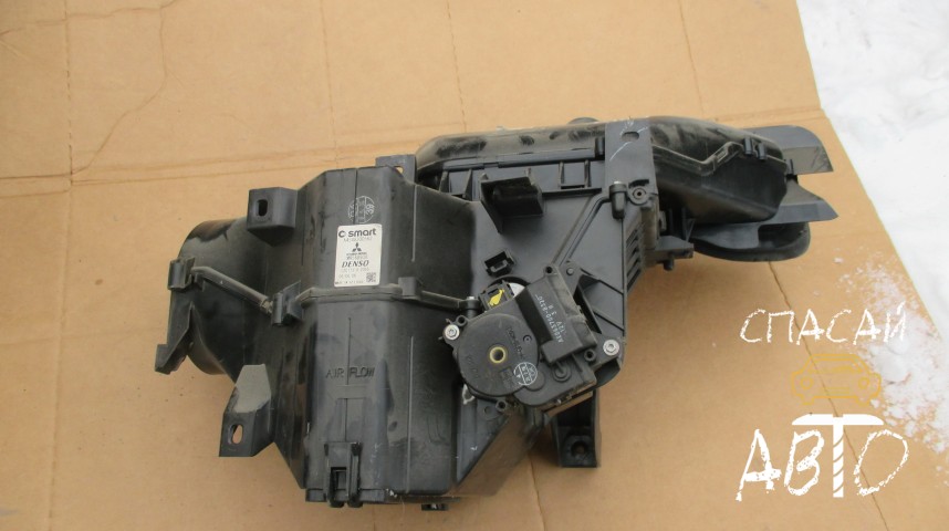 Mitsubishi Colt (Z3) Корпус салонного фильтра - OEM MR568938