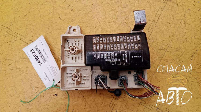 Jaguar S-TYPE Блок предохранителей - OEM 4R8T14A067AB