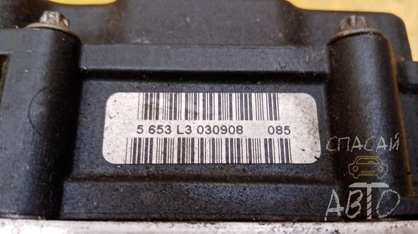 Opel Corsa D Блок ABS (насос)