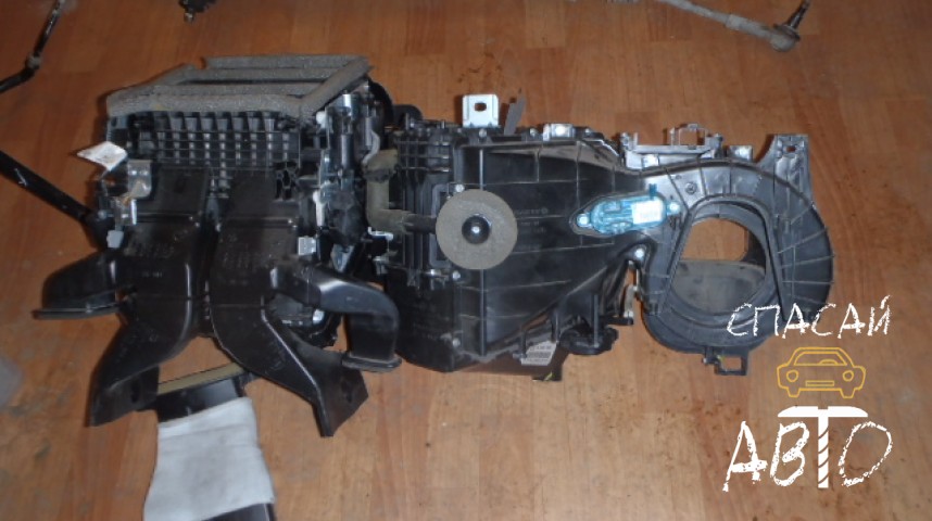 Audi Q7 (4L) Корпус отопителя - OEM 7L0819087AA