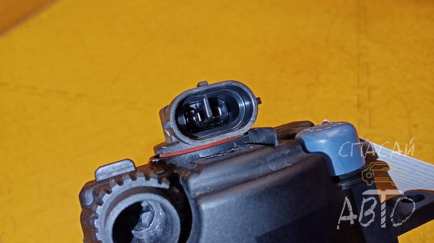 Toyota Land Cruiser (150)-Prado Фара противотуманная