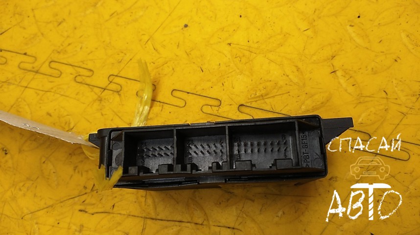 Skoda Superb I Блок управления парктроником - OEM 3U0919283A