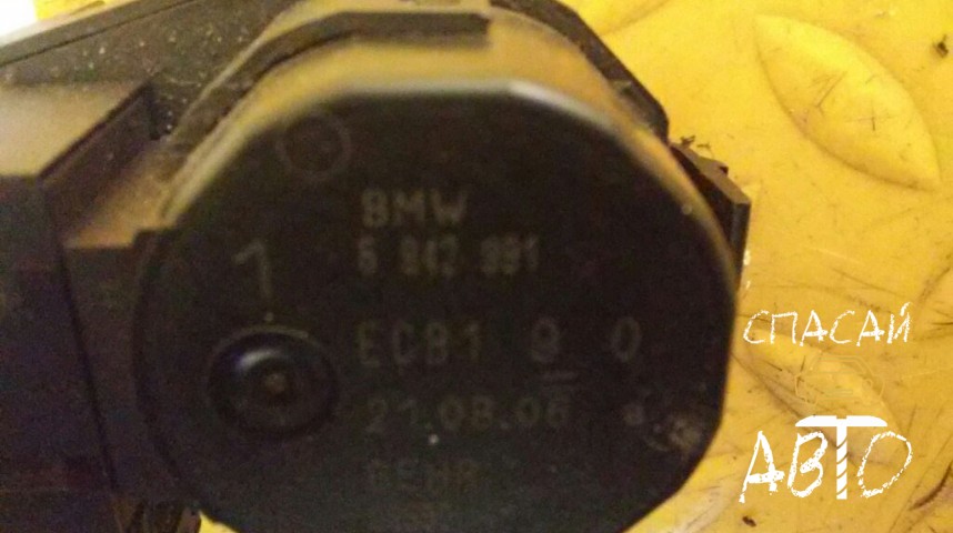 BMW 5-серия E60/E61 Моторчик заслонки печки - OEM 64116942991