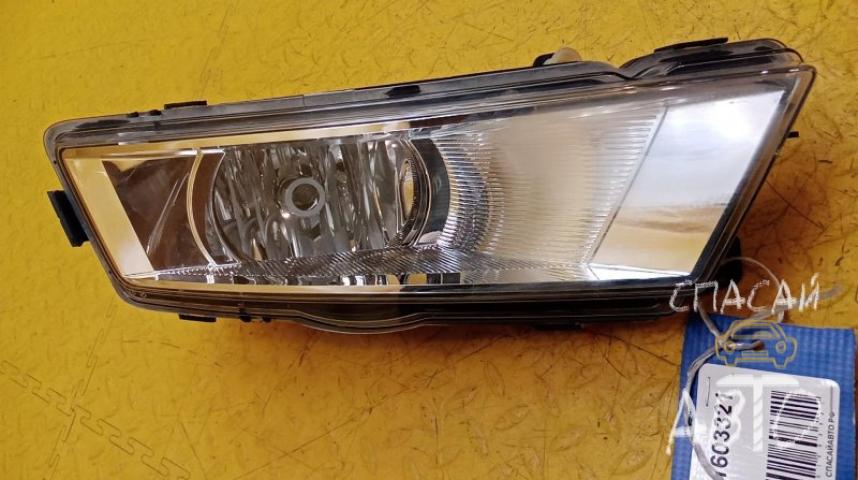 Skoda Rapid Фара противотуманная