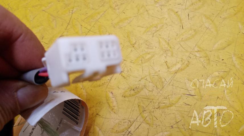 Toyota RAV 4 (40) Зеркало левое