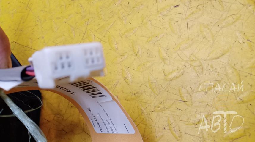 Toyota RAV 4 (40) Зеркало левое