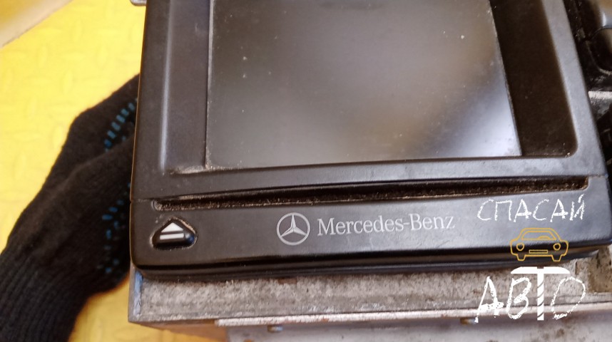 Mercedes-Benz W220 S-klass Магнитола - OEM A2208204689