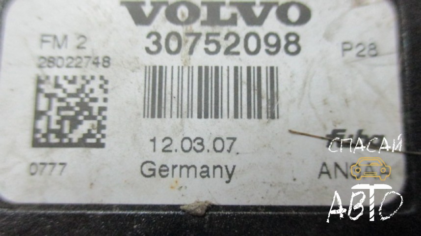 Volvo XC90 Усилитель  - OEM 30752098