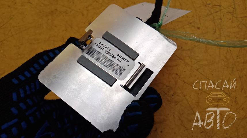 Ford Explorer Антенна