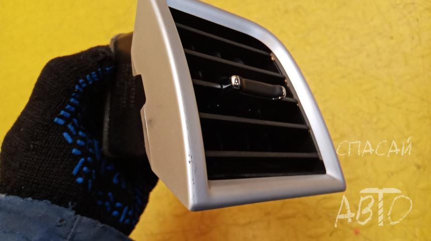 Ford Explorer Дефлектор воздушный