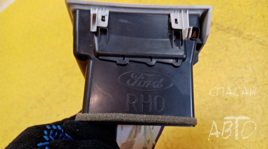 Ford Explorer Дефлектор воздушный