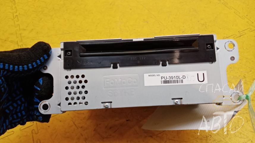 Ford Explorer Магнитола